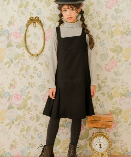 NEW  プリーツ切り替えワンピース👗