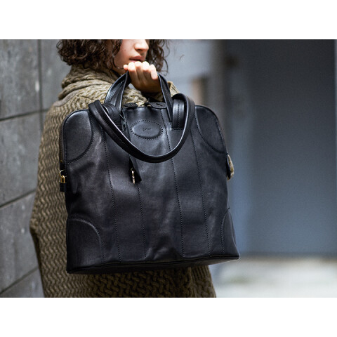 genten】タイムレスな佇まい。 オン・オフの装いを選ばない