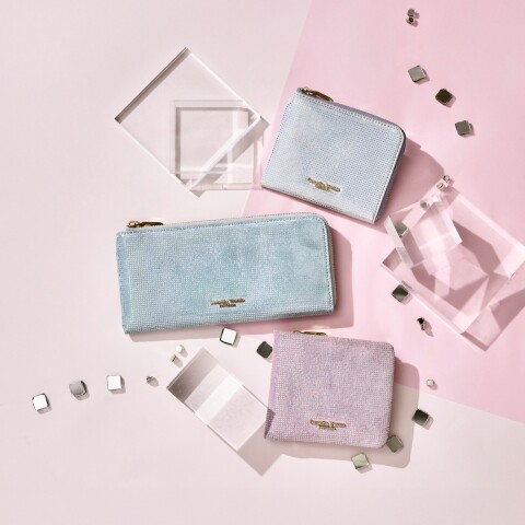 【一部予約！】 💖新作💖【オーロラカラーピッグレザー 二つ折り財布 プリザーブドフラワー花材