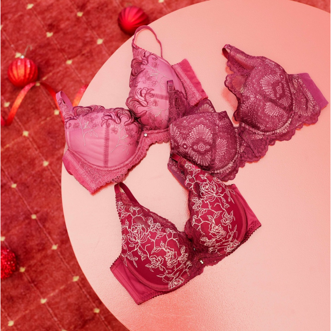 ホリデーにおすすめカラー♡