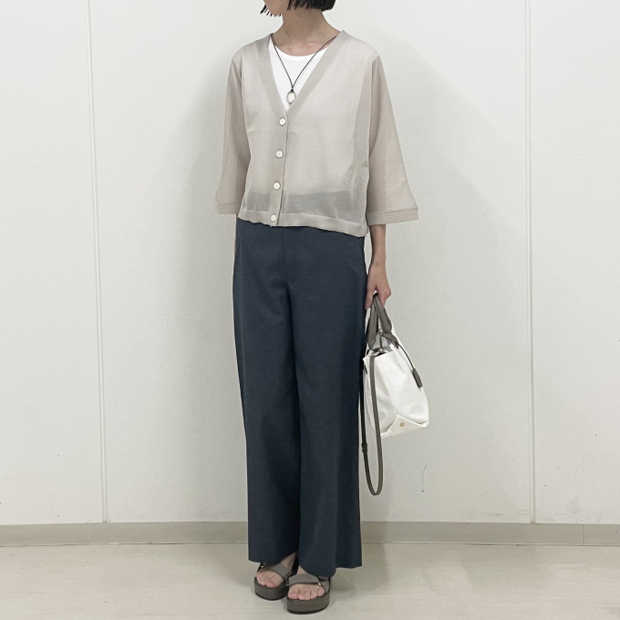 【6階Ｊ.PRESS LADIES】爽やかなVネックカーディガン