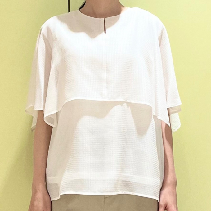 【6F J.PRESS LADIES】涼しげなケープ風カットソー