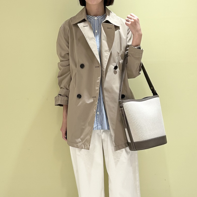 【6階Ｊ.PRESS LADIES】軽い着心地のダブルトレンチコート