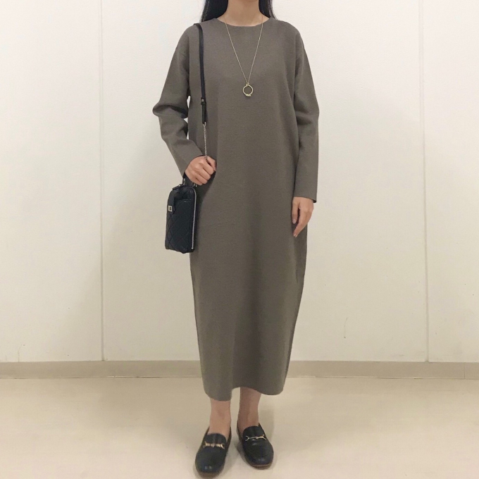 【6F J.PRESS LADIES】きれいめにもカジュアルにも。ニットワンピース