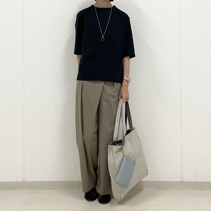 【6階Ｊ.PRESS LADIES】夏からロングシーズン活躍する万能アイテム