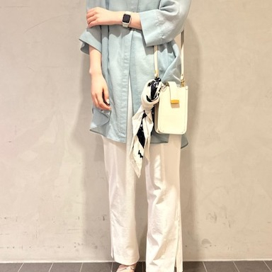 カリテスケープ☆ON/OFF両方で使えるロングシャツ