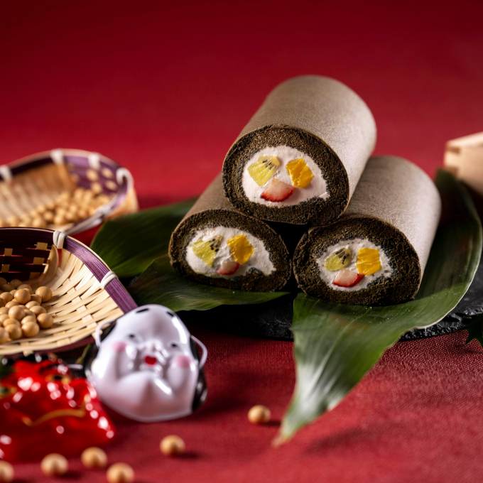 まるで本物の恵方巻⁉なロールケーキ✨　あまーい幸せを丸かぶり👹