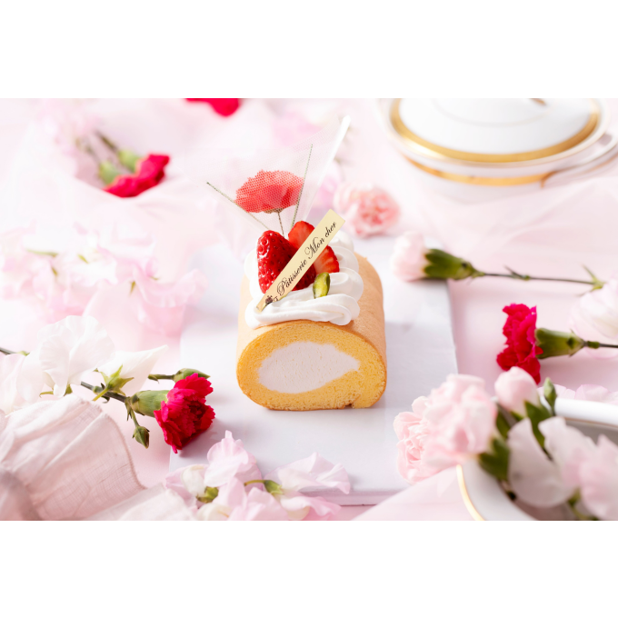 母の日限定🌹　ミニ「堂島ロール」を華やかにデコレーション✨