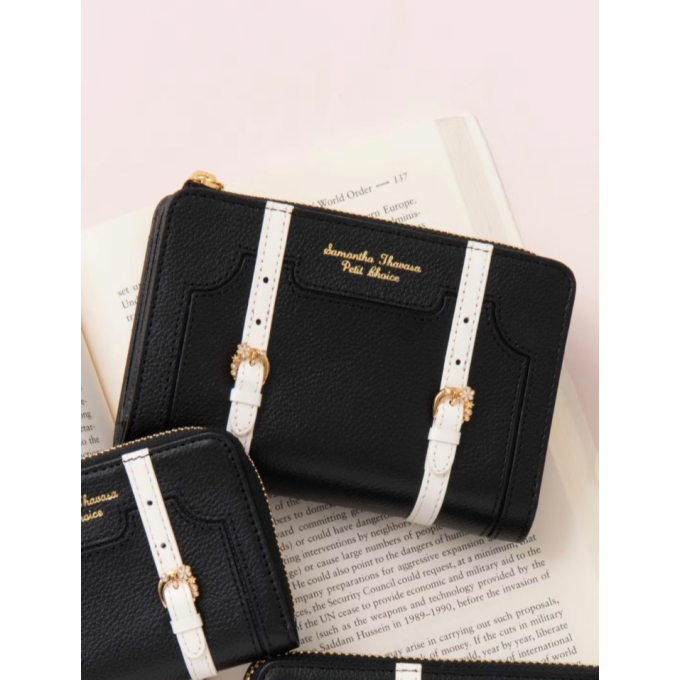 スタッフおすすめ♪【 トロッターケースモチーフ 折財布】