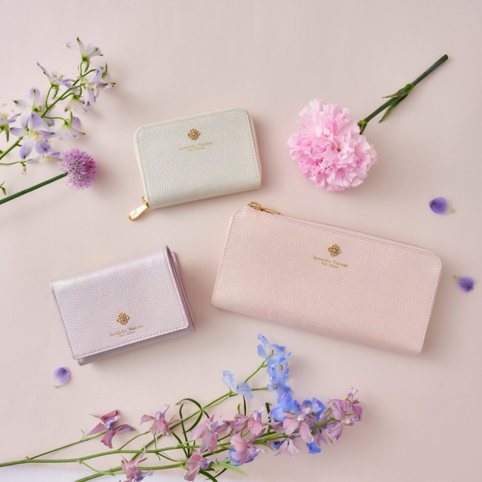 ✨新作折財布✨【オーロラカラー 折財布】