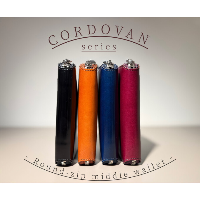 - ちょうどいいサイズ感。ミドルウォレットが再入荷 -