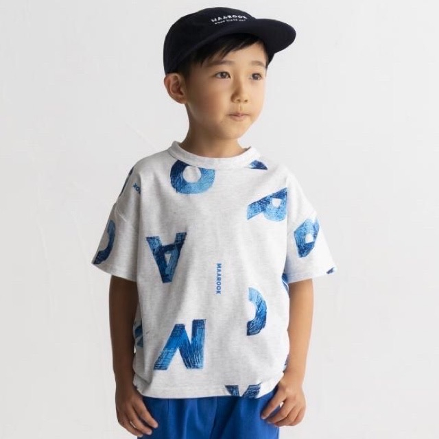 アルファベットTシャツをご紹介いたします🌼